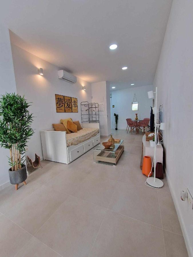 Moderno Apartamento 3 En Calle Marmoles Málaga Extérieur photo